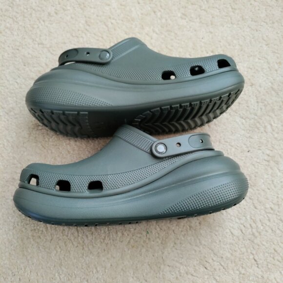 NWOT Unisex Adult Crocs Classic Crush Clog Sz: 10 Comfort Gray Men's 207521 - Picture 2 of 16